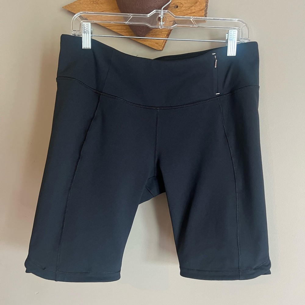 CALIA size large black biker shorts great pre owned